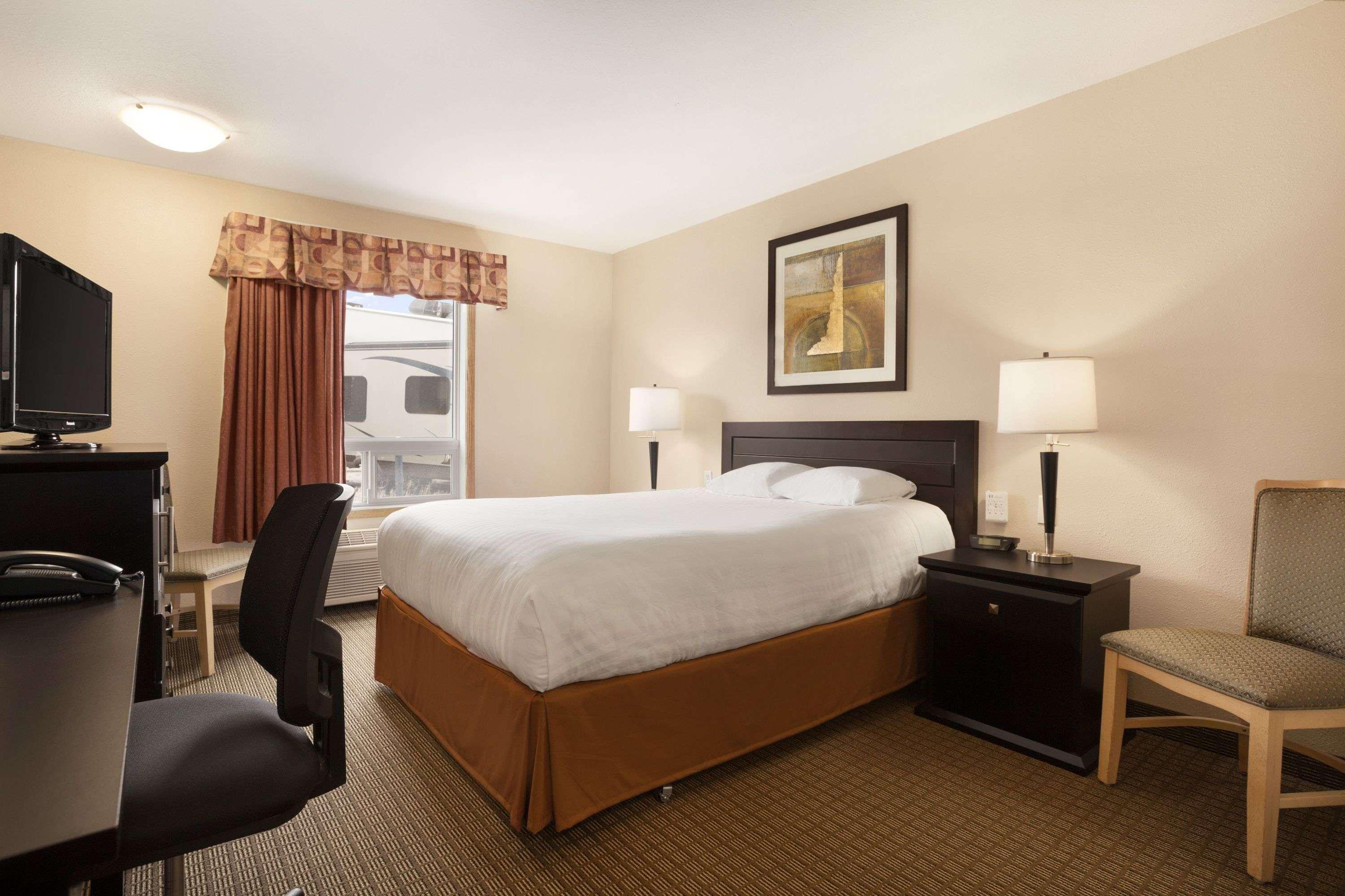 Super 8 By Wyndham Edmonton International Airport Hotel Leduc Buitenkant foto