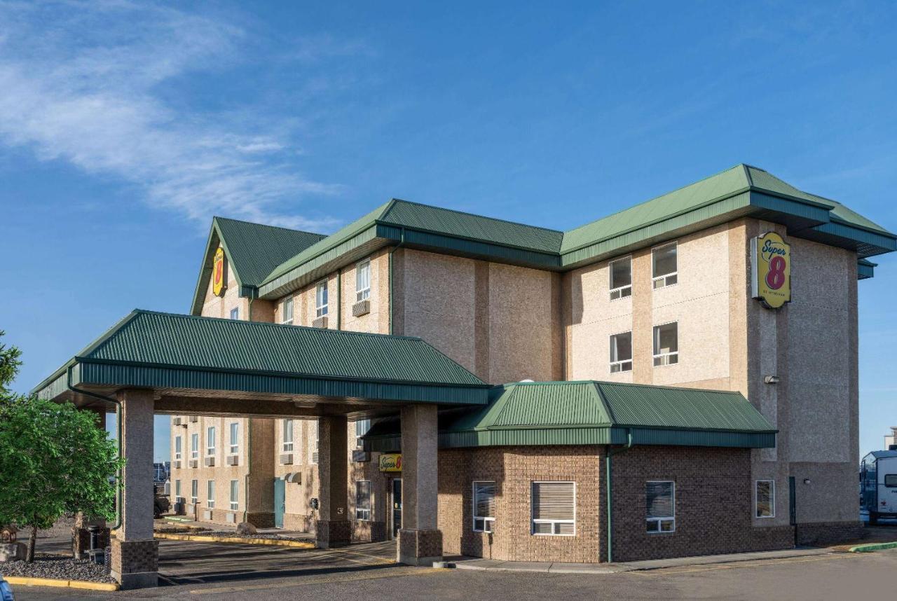 Super 8 By Wyndham Edmonton International Airport Hotel Leduc Buitenkant foto