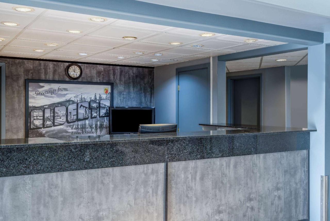 Super 8 By Wyndham Edmonton International Airport Hotel Leduc Buitenkant foto