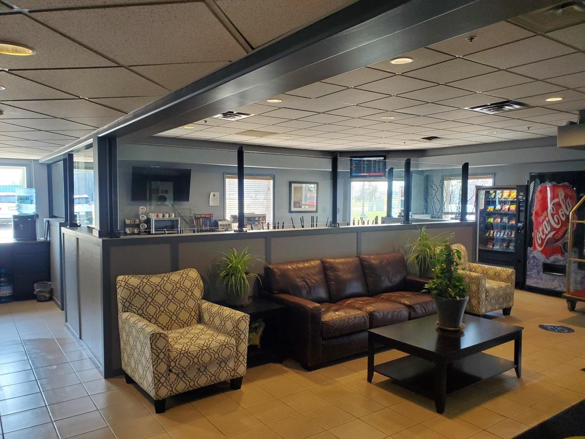 Super 8 By Wyndham Edmonton International Airport Hotel Leduc Buitenkant foto