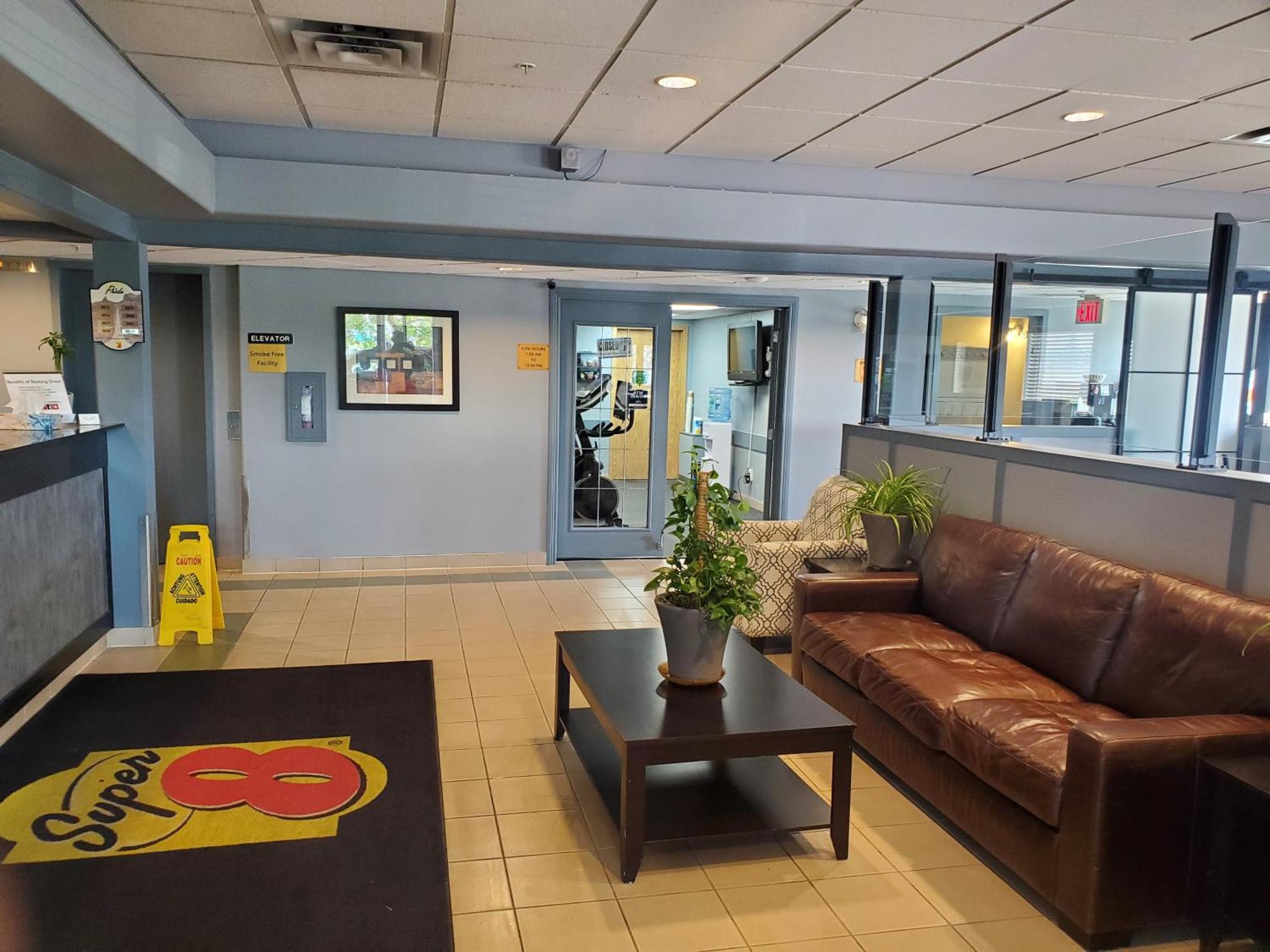 Super 8 By Wyndham Edmonton International Airport Hotel Leduc Buitenkant foto